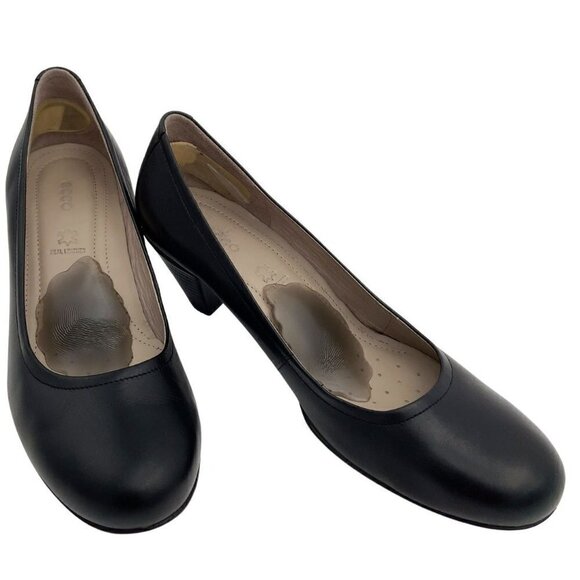ECCO Women's Real‎ Leather Textured Heels Dress Pump, Black, Size 38Euro/7.5US - Picture 1 of 10